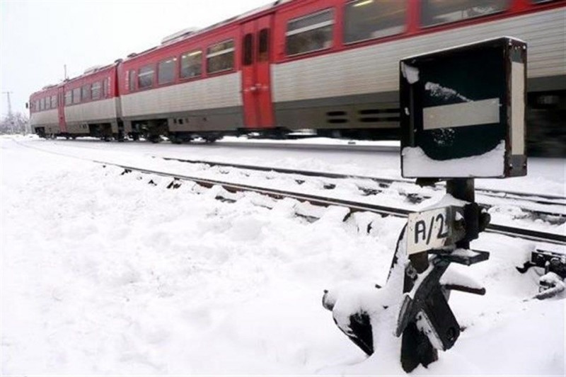 Vonat-havazasban(1)(960x640).jpg (vonat, hó, havazás, )
