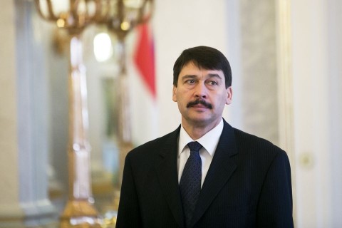 ader-janos(210x140)(2).jpg (áder jános, )