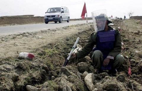 aknaszedő (aknaszedő)