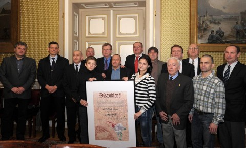 birkózó város szeged (birkózó város szeged)