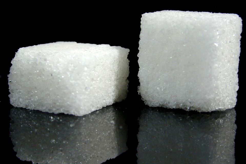 cukor (cukor, )