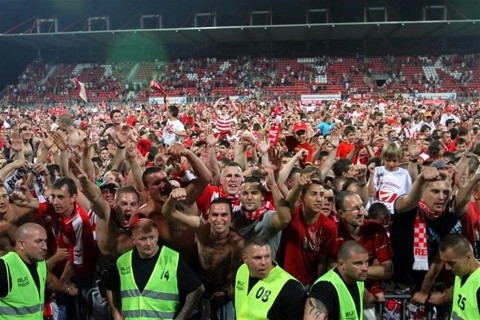 dvtk-szurkolok(1)(960x640).jpg (dvtk, diósgyőr, szurkolók)