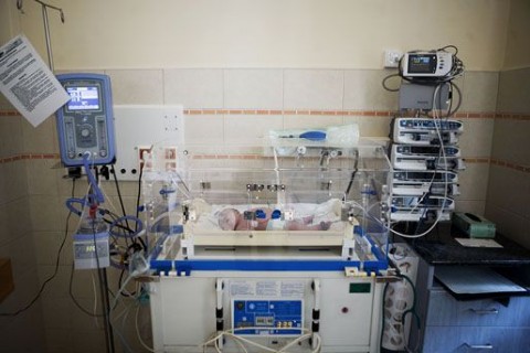 inkubator(960x640)(1).jpg (inkubátor, baba, koraszülött, csecsemő, )