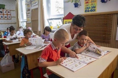 iskola(1)(960x640)(1).jpg (iskola)