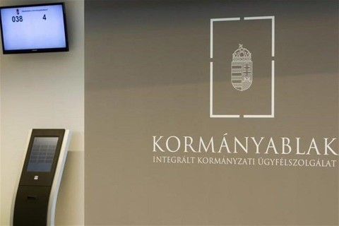 kormanyablak(1)(960x640).jpg (kormányablak)