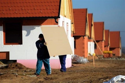 ocsai-lakopark(5)(960x640).jpg (ócsai lakópark, ócsai, deviza)