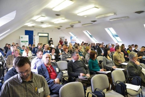 piac és profit (előadás, konferencia, fórum, )