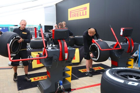 pirelli (pirelli, gumi, forma-1, )