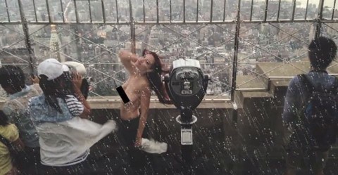 topless esb (félmeztelen, topless, empire state building, )