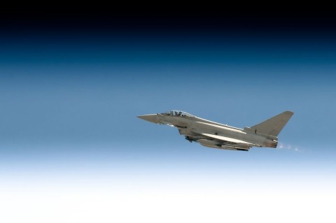 Vadászgép (vadászrepülőgép, vadászgép, )