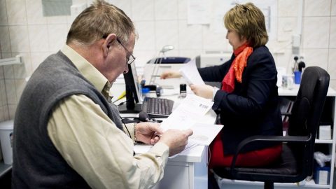 haziorvosi-rendeles(430x286)(2).jpg (háziorvos, rendelő, beteg, orvos)