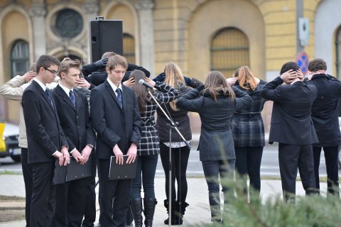 kommunizmus áldozatainak emléknapja (kommunizmus áldozatainak emléknapja, )