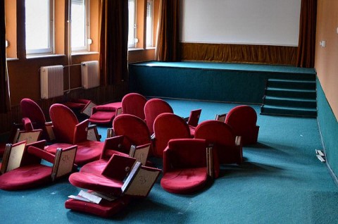 barátság mozi (barátság mozi, )