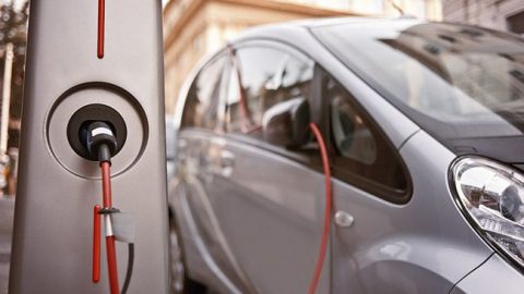 elektromos autó (elektromos autó)