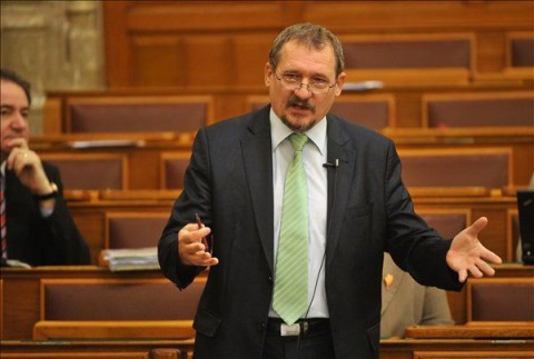 Gúr Nándor (gúr nándor,)