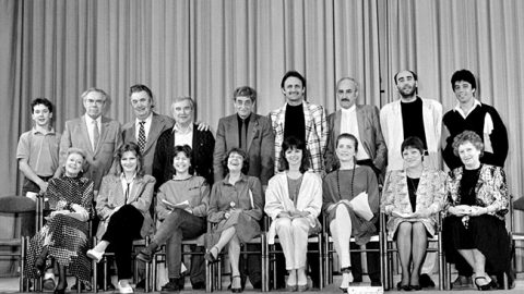 szomszédok (szomszédok)