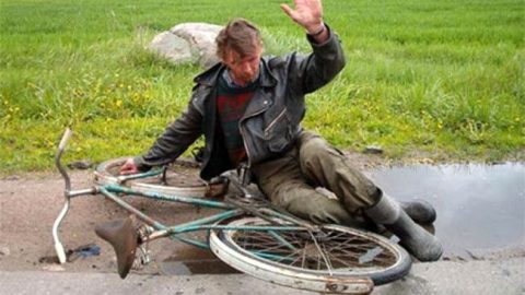 Reszeg-biciklis(430x286).jpg (biciklis, részeg)