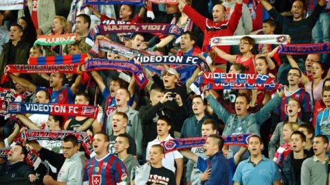videoton szurkolók (videoton szurkolók)