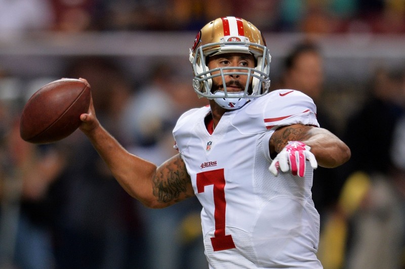 Colin Kaepernick (colin kaepernick)