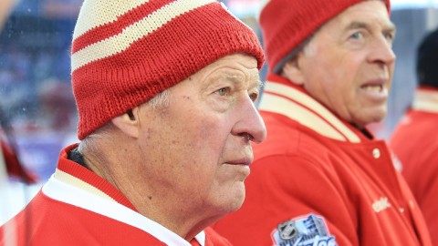 Gordie Howe (gordie howe)