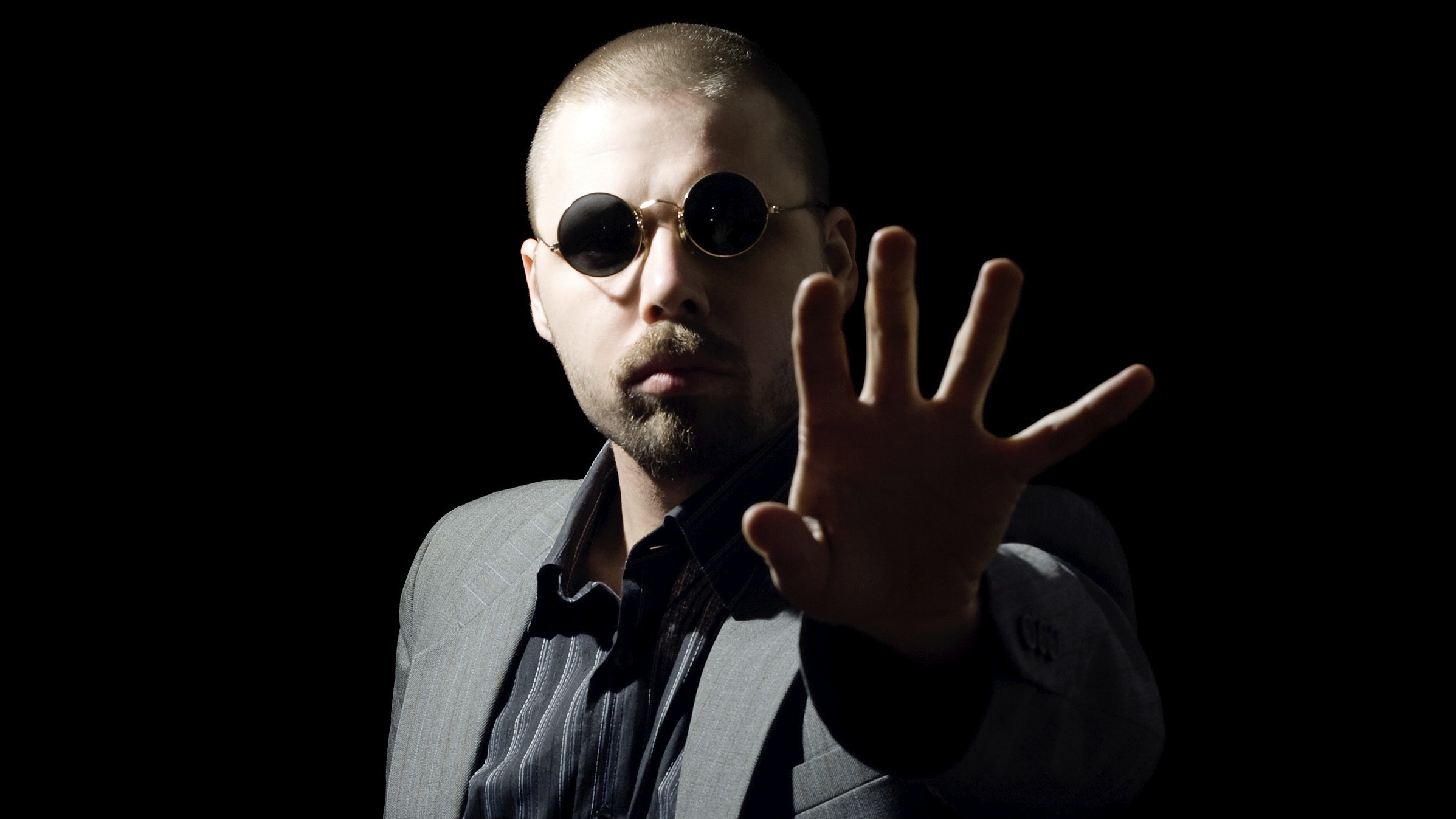 Hipnózis (hipnotizőr, )