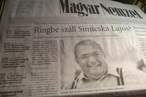 Simicska Lajos címlapon (simicska lajos)