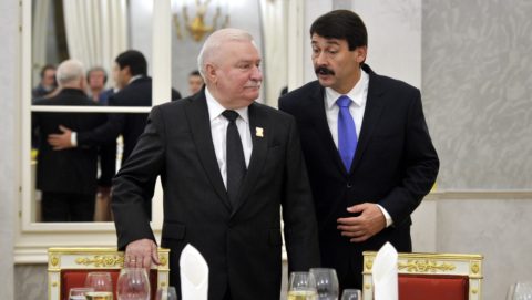 áder és walesa (áder jános, lech walesa, sándor-palota, )