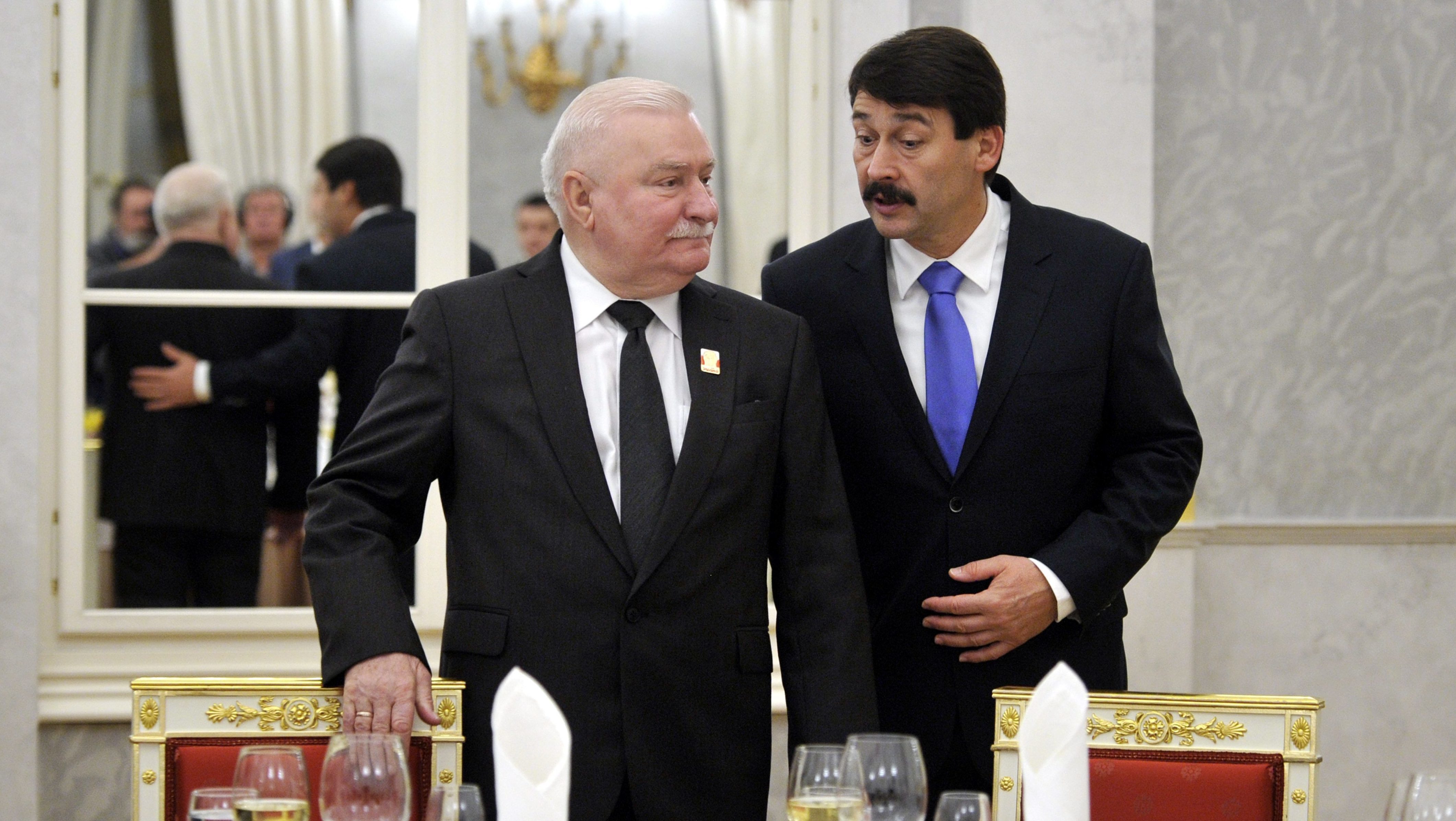áder és walesa (áder jános, lech walesa, sándor-palota, )
