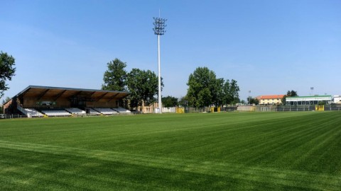 paksi stadion (paksi stadion)