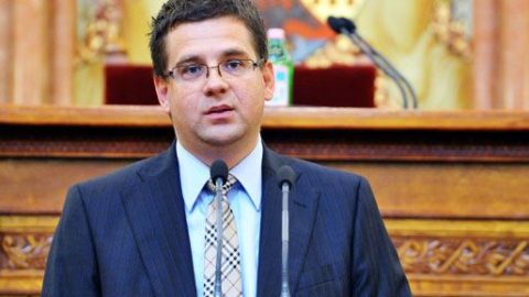 sesztak-miklos(430x286).jpg (seszták miklós)