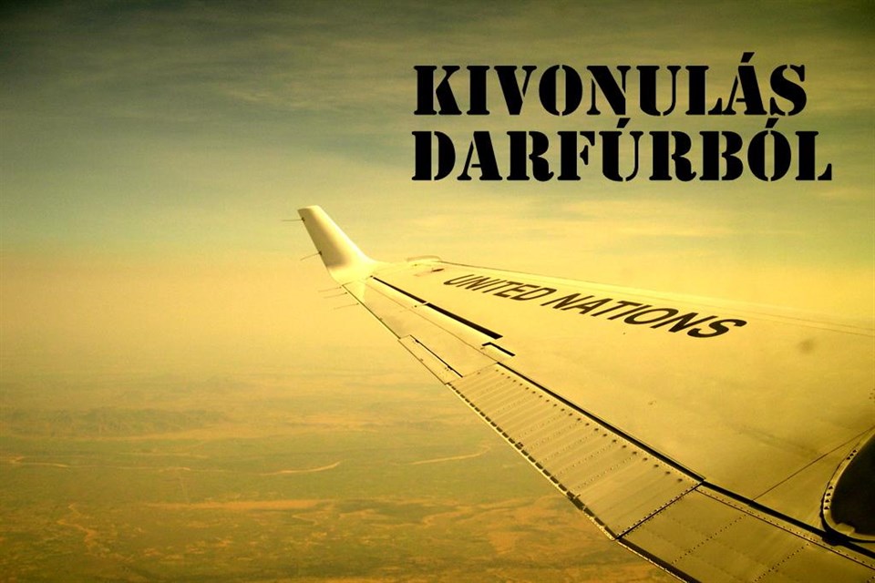 Kivonulas-Darfurbol(960x640).jpg (darfúr)