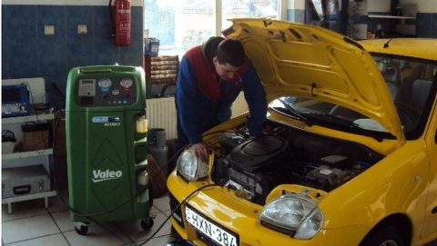 autoszerviz(210x140).jpg (autószerelés, autószervíz)