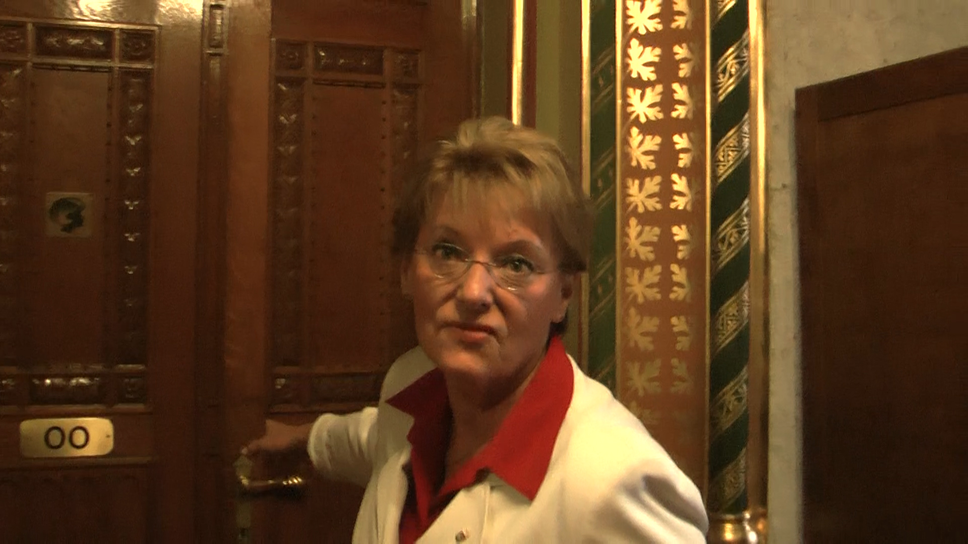 hoffmann rózsa (hoffmann rózsa, pisi)