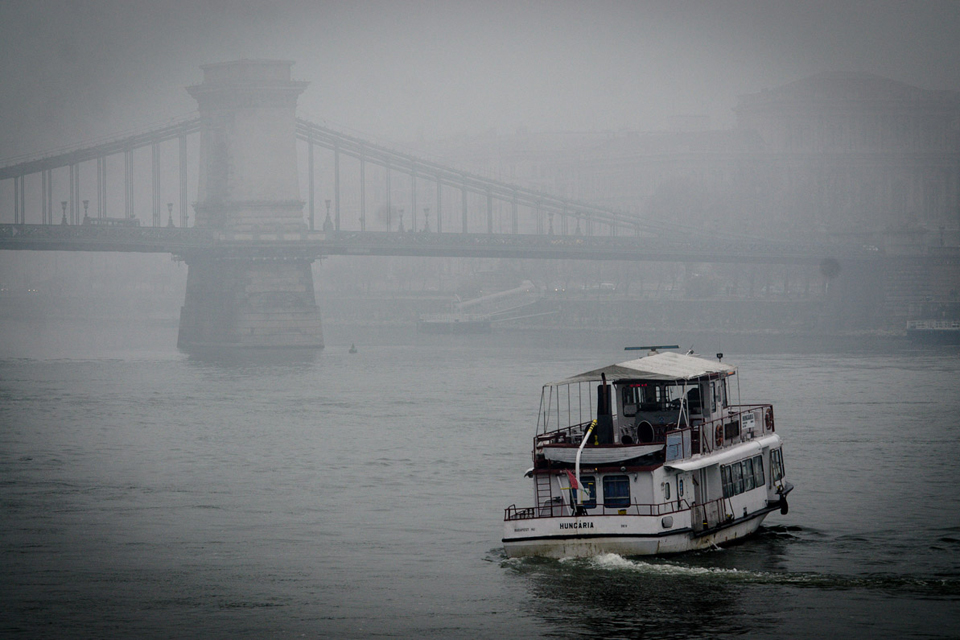 köd, veszélyes köd (köd, veszélyes köd, időjárás, Duna)