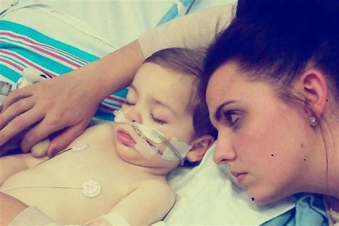 lewis(960x640).jpg (kisfiú, )