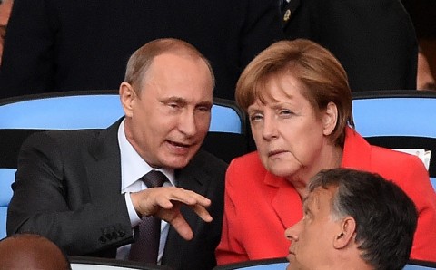 merkel-es-putyin-a-vb-donton(210x140).jpg (angela merkel, vlagyimir putyin, )
