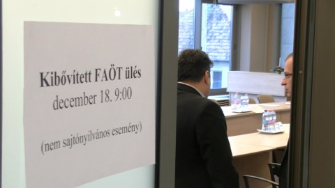 pápai (gyal, agglomerácio)