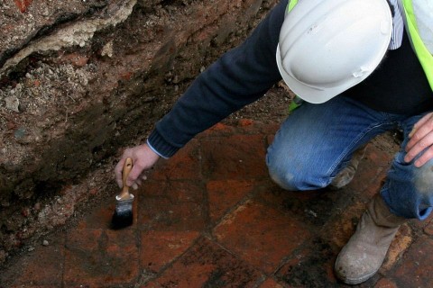 regesz(210x140).jpg (régészet,)