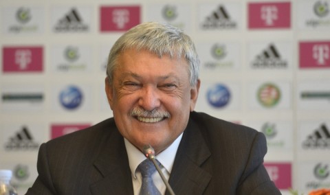 Csanyi-Sandor(1)(210x140).jpg (csányi sándor, )