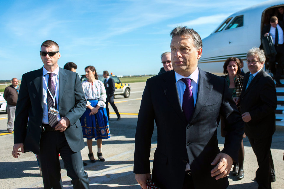 Orbán Viktor repülőtéren (orbán viktor, repülőtér)