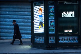 Párizsi mészárlás - utcakép (charlie hebdo, )