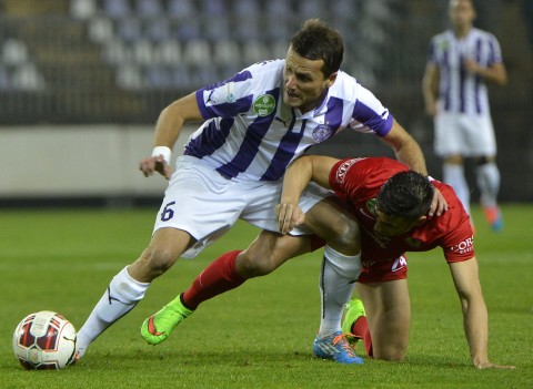 Rowen Muscat (rowen muscat,)