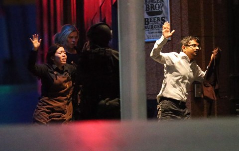 Tuszejtes-Sydney-ben(210x140).jpg (sydney, )