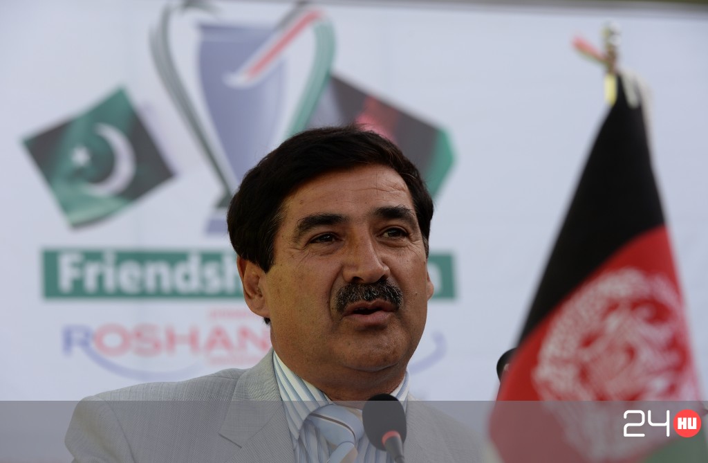 Megkéselték az afgán szövetségi kapitányt 24.hu