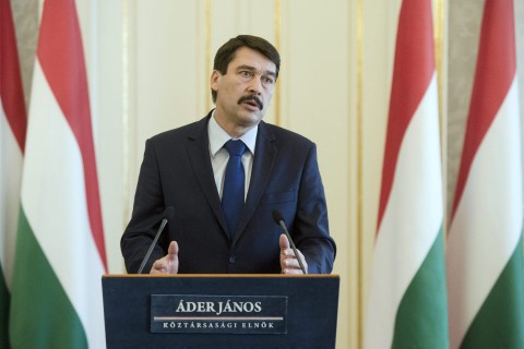 áder jános (áder jános)