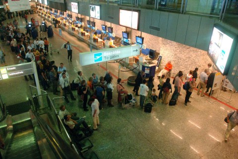 ellenőrzés ferihegyen (repülőtér, ferihegy, ellenőrzés)