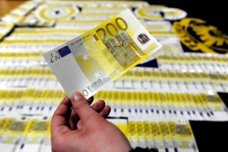 euro(210x140).jpg (euró, pénz, bankjegy, hamis,)