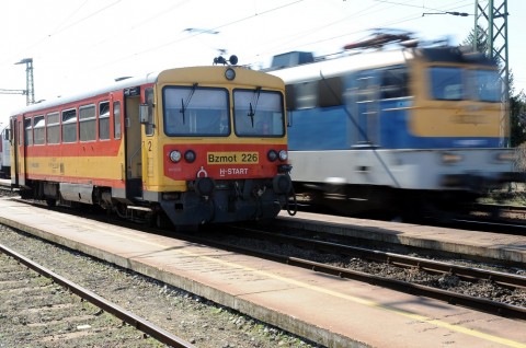 intercity (intercity)