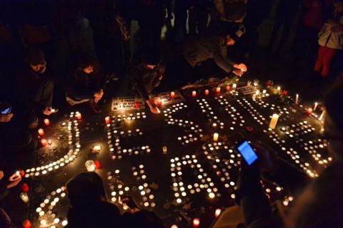 megemlékezés Párizsban (megemlékezés, párizs, charlie hebdo)