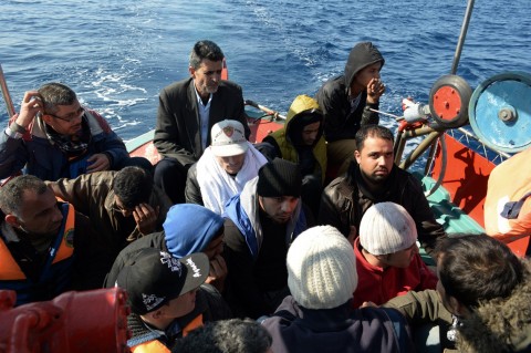 menekultek(210x140).jpg (menekültek)